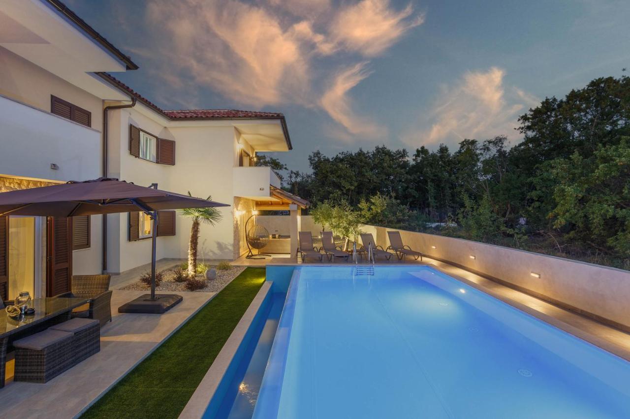 Villa Antonada Vrh  Exterior photo